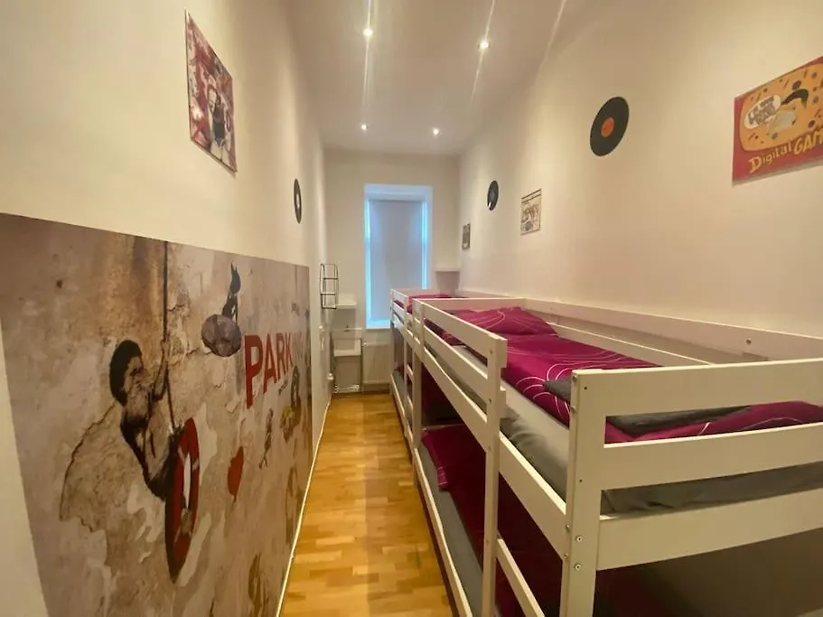 Cozy Appartm With + Airport/City Center Connection Apartamento Viena Áustria